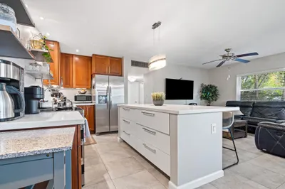 4050 NE 12th Ter #36-2 1