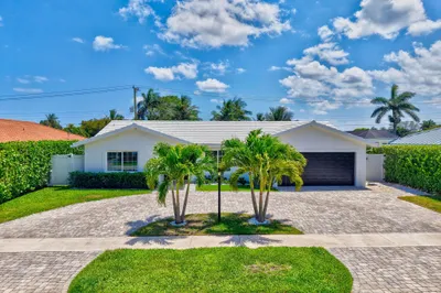 998 SW 7th Street 1