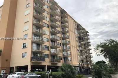 1470 NE 125th Ter #314 1