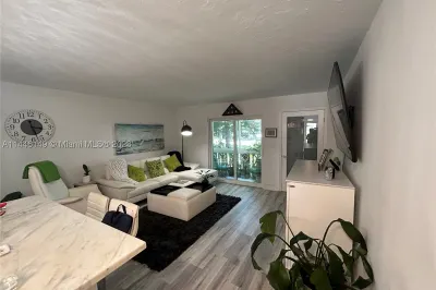 200 Galen Dr #108 1