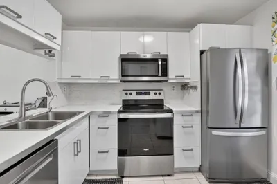 2793 NW 104th Avenue #203 1