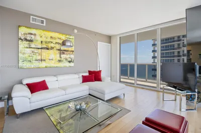 1830 S OCEAN DR #3906 1