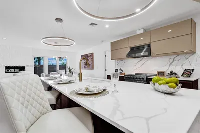 3601 NE 25th Ter 0 1