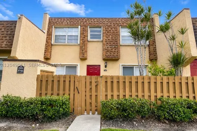 3741 NW 95th Ter #1502 1