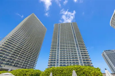 1800 S Ocean Dr #1108 1