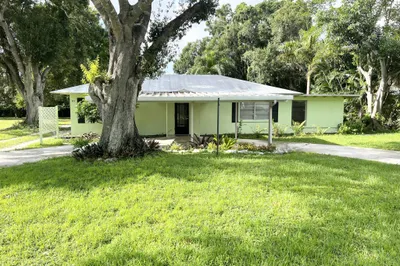 515 SW South Carolina Drive 1