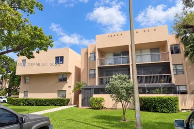 10625 SW 112th Ave #311 1