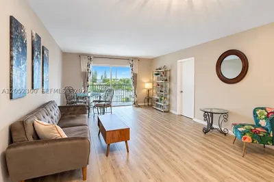 215 SE 3rd Ave #306C 1