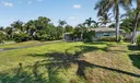 101 E Beverly Road E Photo