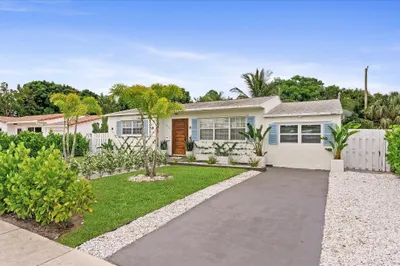 350 Forest Hill Boulevard 1