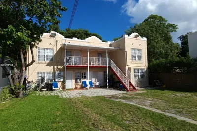 251 NW 34th Ter 1