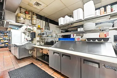 1025 N Federal Highway 1