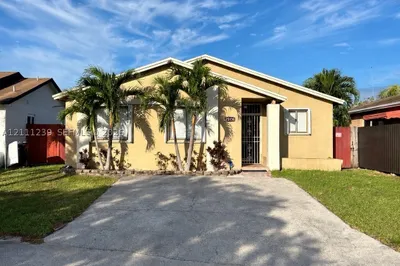 25130 SW 124th Pl 1