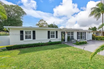 5558 SW 89th Pl 1