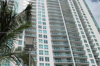 951 Brickell Ave #1209 1