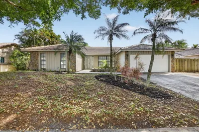 9820 NW 15th Street 1