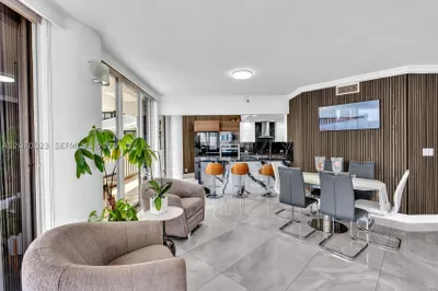 3000 Island Blvd #1106 1