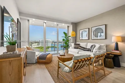 16385 Biscayne Blvd #2406 1