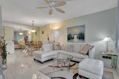 3113 S Ocean Dr #603 1