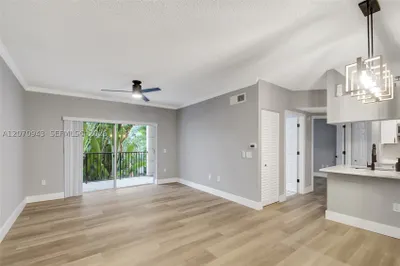2206 Tuscany Way #2206 1