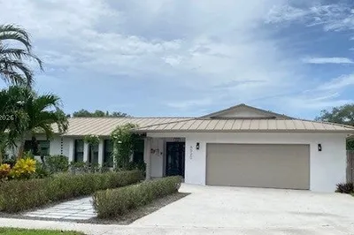 6020 SW 17th Ct 1
