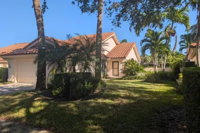 2624 Mohawk Circle 1