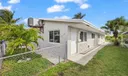 1431 N 14th Way #A & B Photo