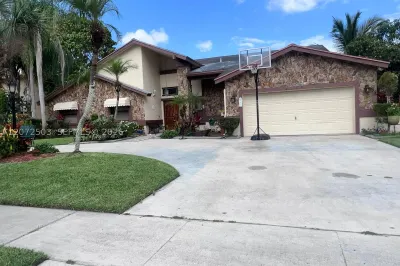 4485 NW 64th Ter #4485 1