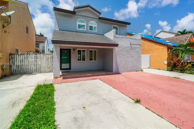 8849 NW 108th St 1