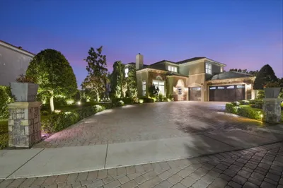 8859 Cobblestone Point Circle 1