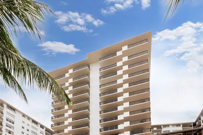 6039 Collins Ave #817 1