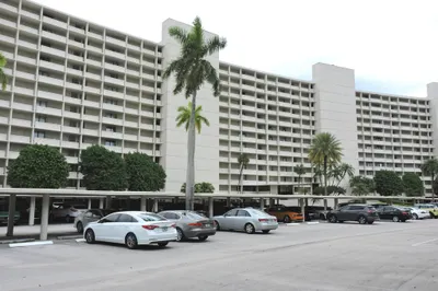 122 Lakeshore Drive #1134 1