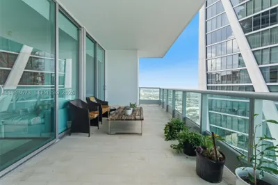 900 Biscayne Blvd #4308 1