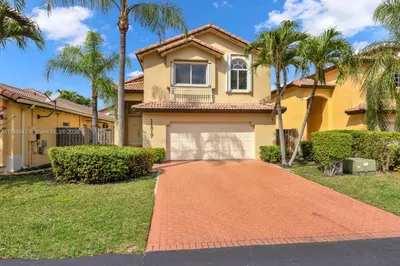 11317 NW 52nd Ln 1