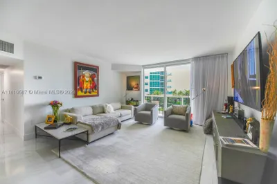 10275 Collins Ave #434 1