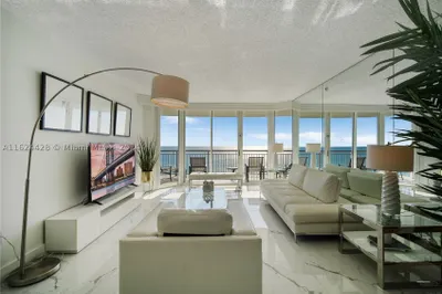 17375 Collins Ave #1901 1