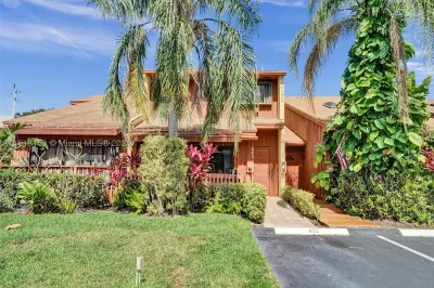 455 SE 11th Terrace #455 1