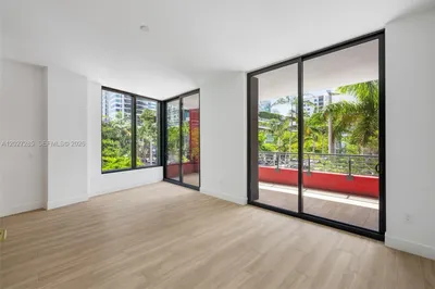 90 NE 32nd St #212 1