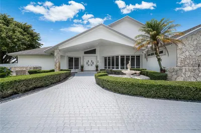 14210 SW 104th Ave 1