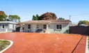 3941 E 9th Ln Photo