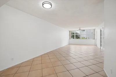 1170 N Federal Highway #309 1