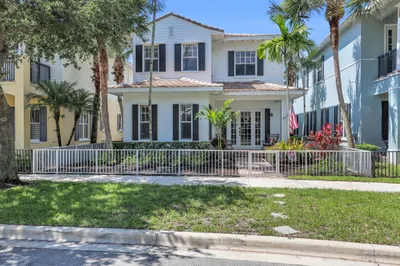 212 W Bay Cedar Circle 1