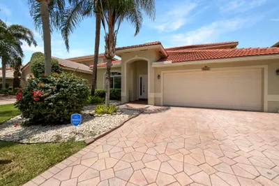4435 Banyan Trails Drive 1