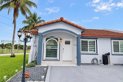 7548 NW 173rd Ter 1