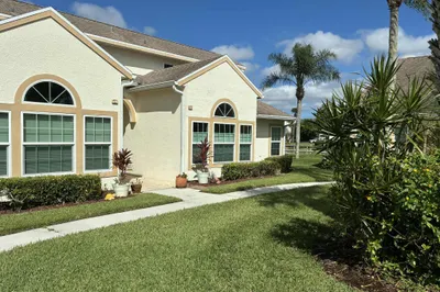 1827 Aynsley Way #4 1
