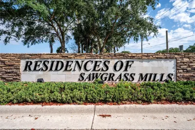 RESIDENCES OF SAWGRASS COMMUNITY
