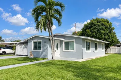 871 SE 4th Pl 1