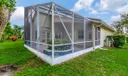 7092 Falls Road E Photo