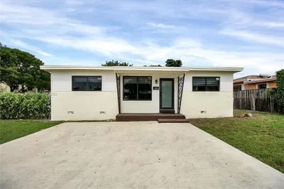 13210 NW 28th Ave 1