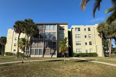 1800 N Lauderdale Ave #1307 1